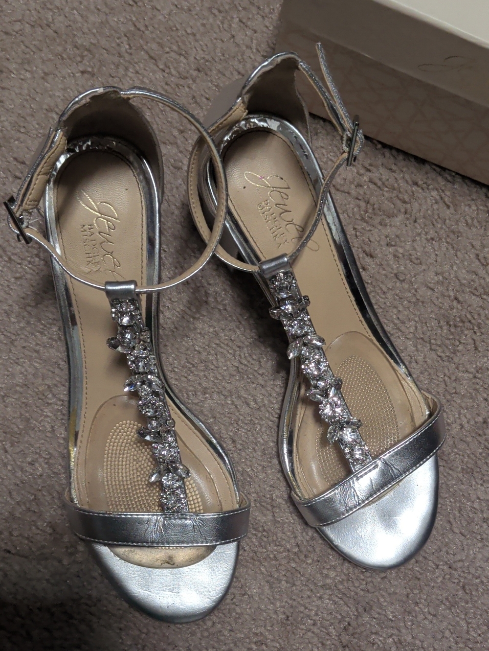 Badgley Mischka Silver Crystal T‑Strap Sandals
